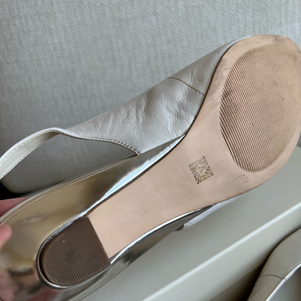 NWT Anne Klein White Silver Leather slingback Sandals Size 9 - Picture 6 of 6